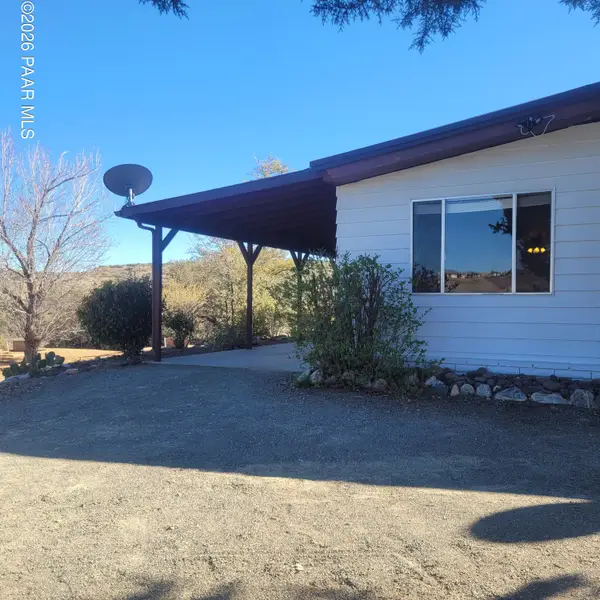 1056 N Swiss Street, Dewey-Humboldt, AZ 86327