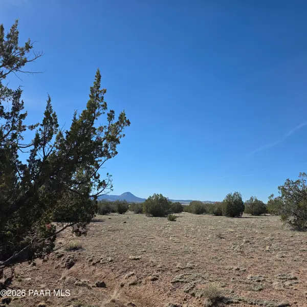 Lot 8 Tanner, Ash Fork, AZ 86320