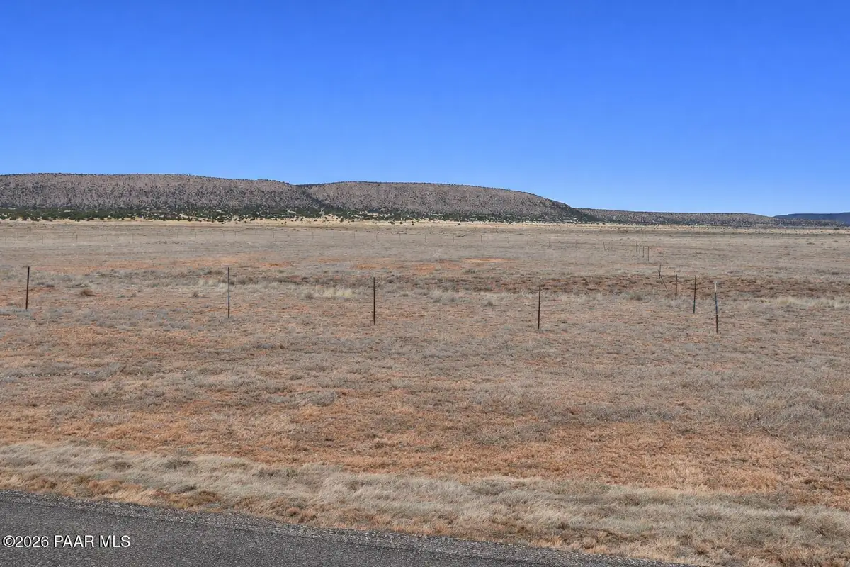 000 Fort Rock Road, Seligman, AZ 86337 - #1