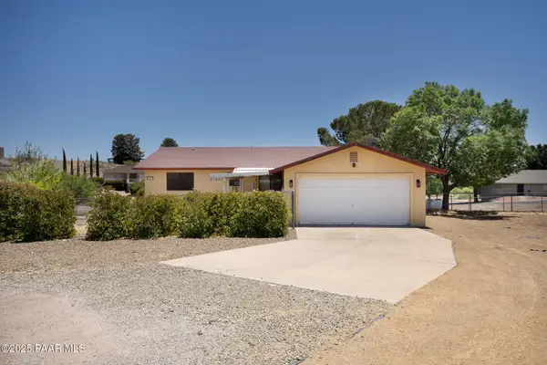 17571 E Hummingbird Lane, Mayer, AZ 86333