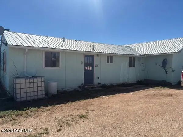 12 Nelson Canyon Road, Seligman, AZ 86337