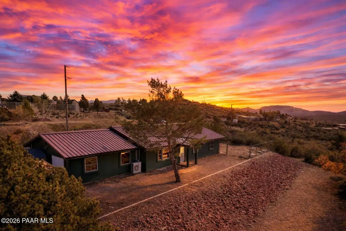 18059 S Country Club Drive, Peeples Valley, AZ 86332 - #1