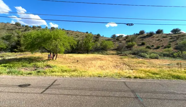 3585 E Montezuma Avenue, Rimrock, AZ 86335