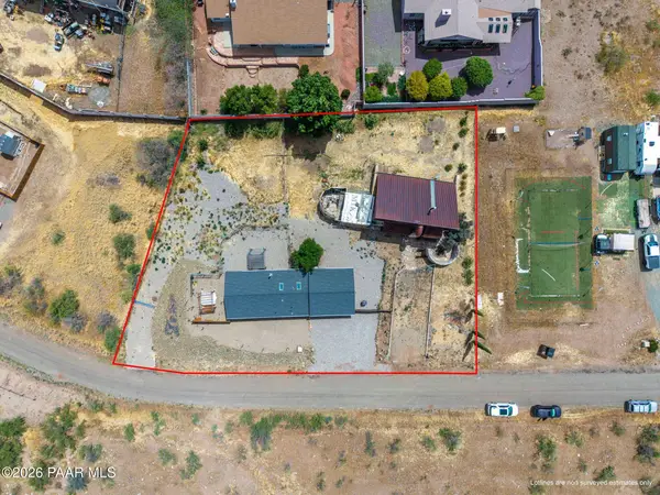 17707 E Hummingbird Lane, Mayer, AZ 86333