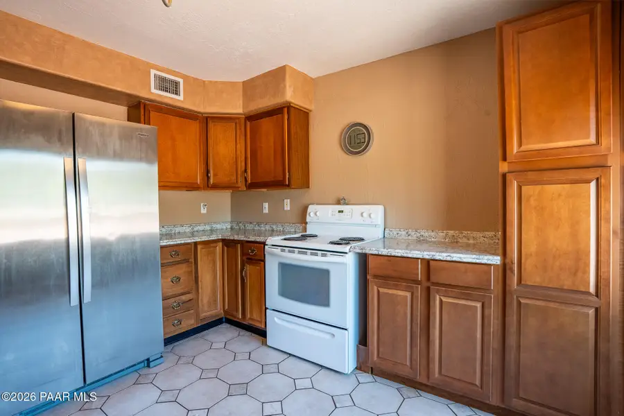 33750 S Ridgeway Road, Black Canyon City, AZ 85324 - #3