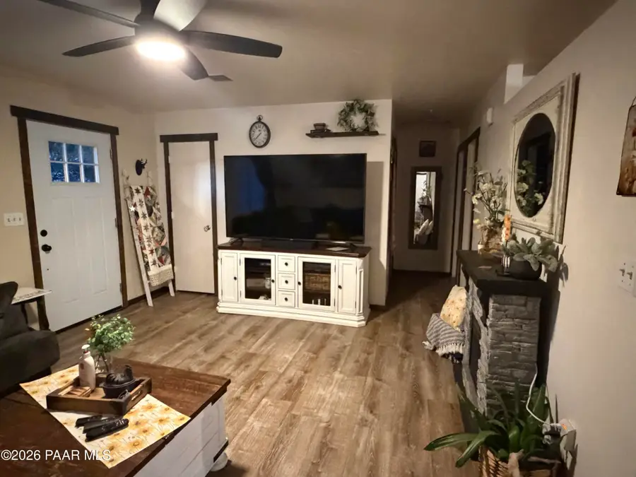8601 E Crater Court, Prescott Valley, AZ 86314 - #2