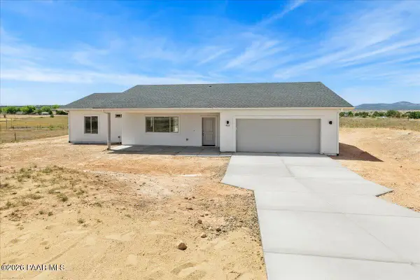 455 E Ocotillo Lane, Paulden, AZ 86334