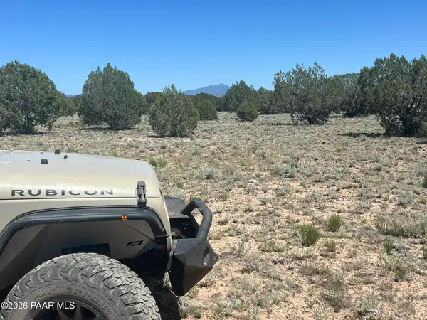 310 Un Named Road, Ash Fork, AZ 86320