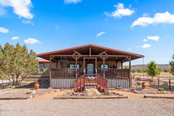 610 W Valleri Ann Road, Paulden, AZ 86334