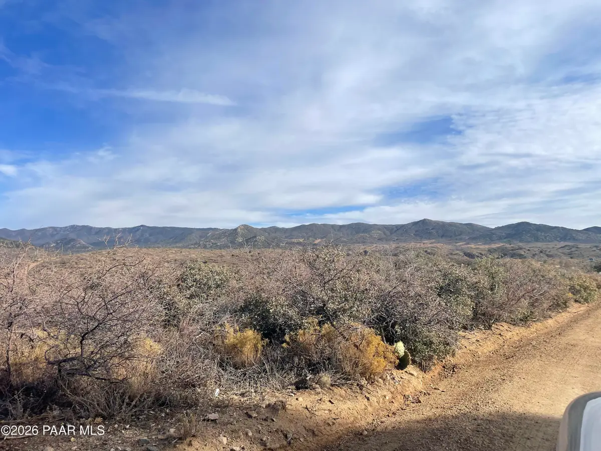 8470-255 W Webster Road, Wilhoit, AZ 86332 - #1