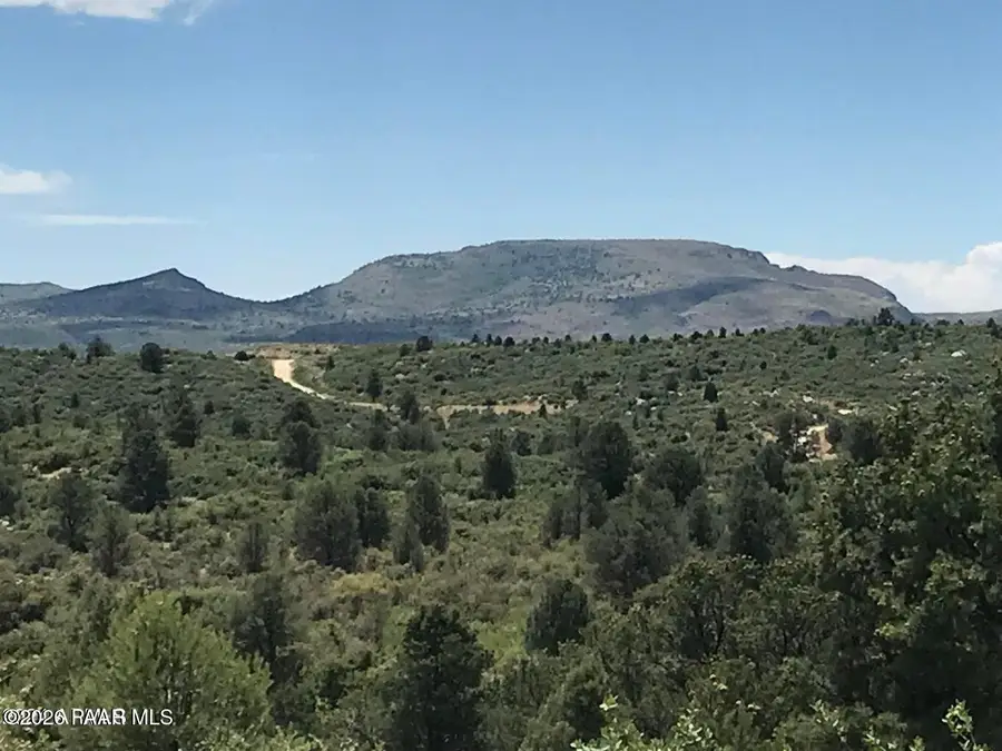 - W Legacy Lane, Peeples Valley, AZ 86332 - #2