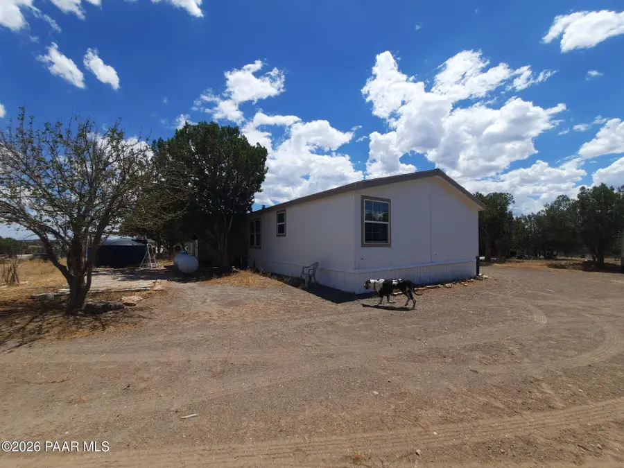 44050 W Fort Rock Road, Seligman, AZ 86337 - #3