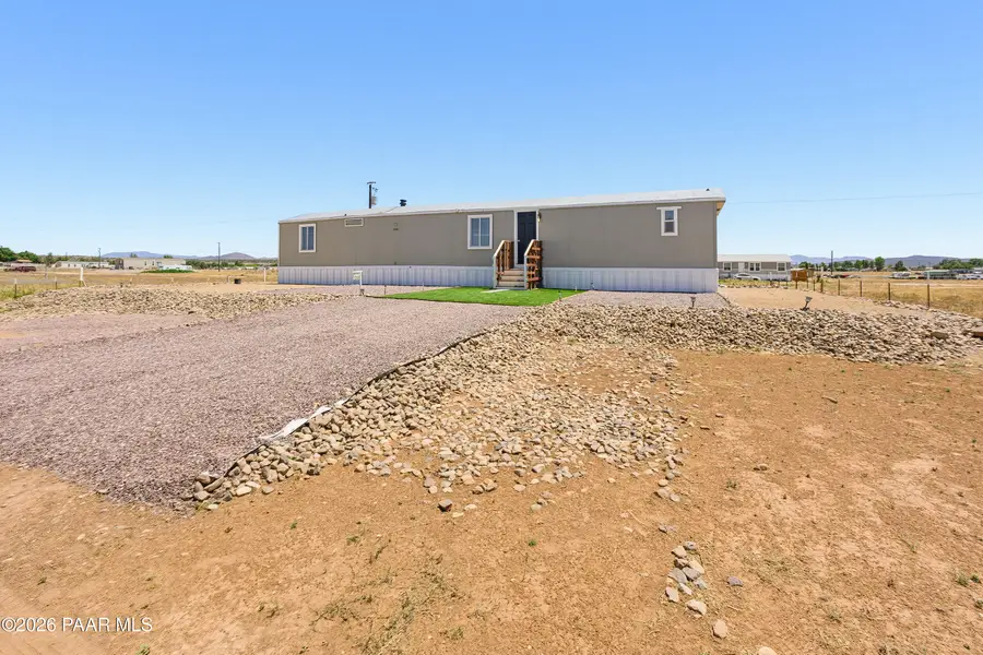 235 W Acapulco Way, Paulden, AZ 86334 - #2