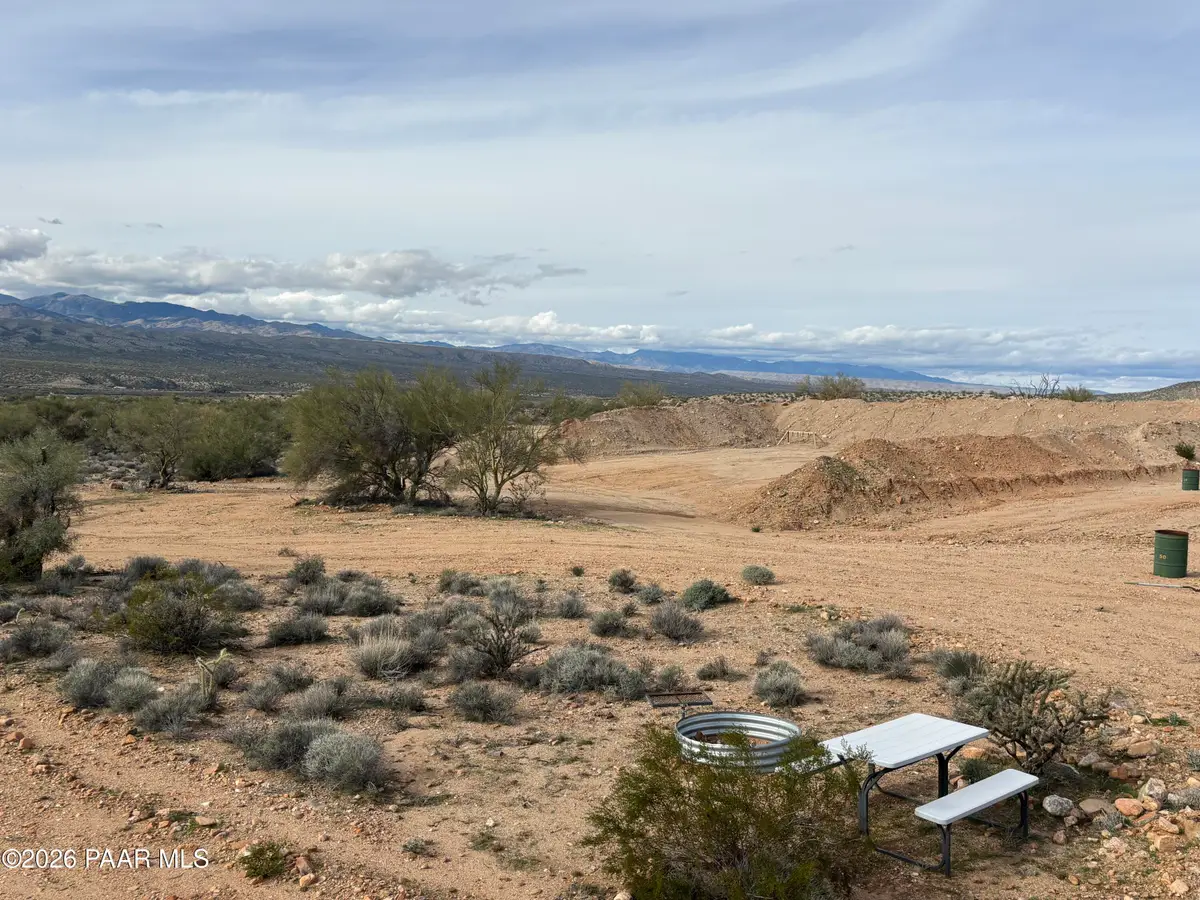 201-28-129 Back Road, Kingman, AZ 86401 - #1
