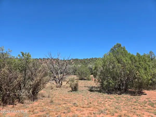 236 W Kings Ranch Road, Ash Fork, AZ 86320