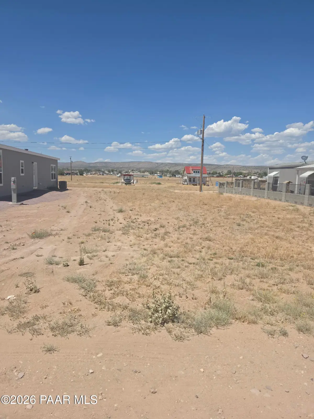 400 W Paris Trail, Paulden, AZ 86334 - #1