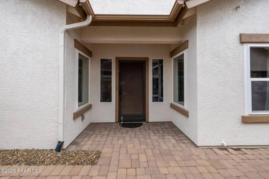 558 N Casa Bella Avenue, Prescott Valley, AZ 86327 - #2