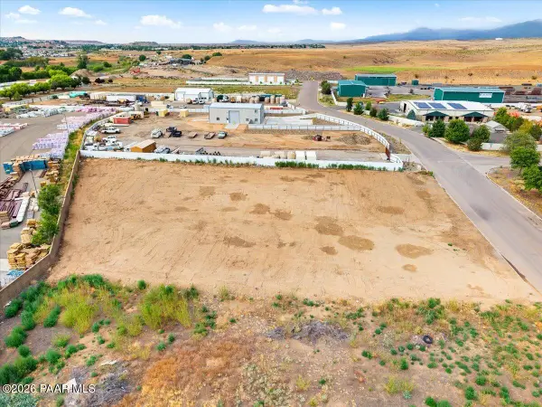 672 S Cold Water Lane, Dewey-Humboldt, AZ 86327