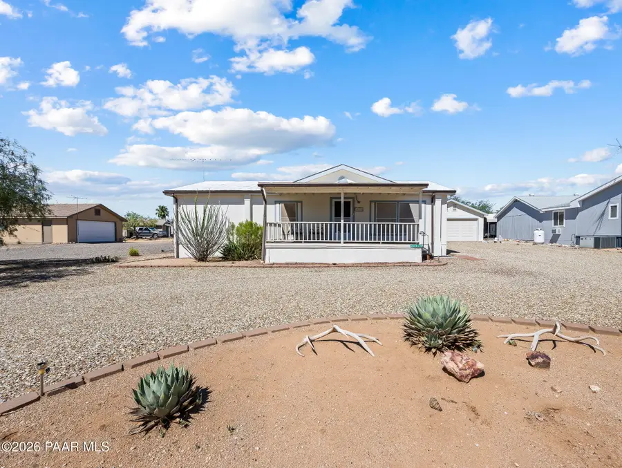 30834 S Meandering Lane, Congress, AZ 85332 - #2