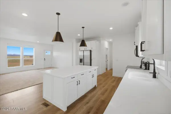 28187 N Wonder Way, Paulden, AZ 86334