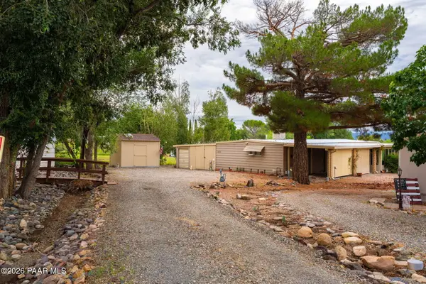 10075 E Dapple Grey Trail, Dewey-Humboldt, AZ 86327