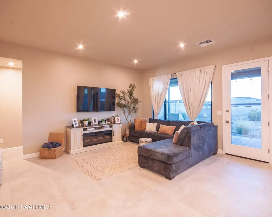 5834 E Richmond Road, Prescott Valley, AZ 86314 - #3