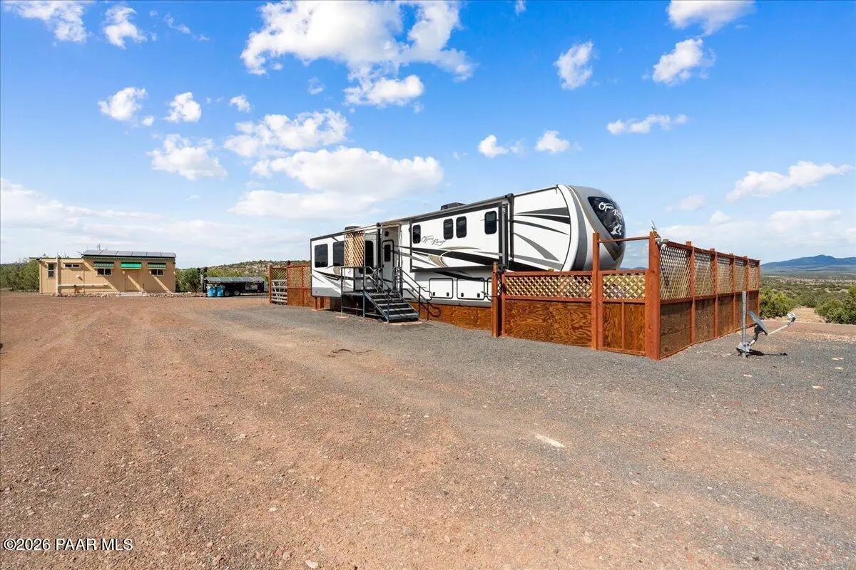 157 N Vigil Industrial Lane, Ash Fork, AZ 86320 - #1