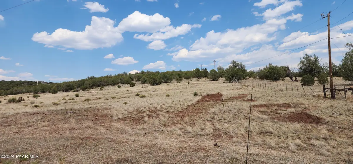 2544 N Double A Rnch Road, Ash Fork, AZ 86320 - #1