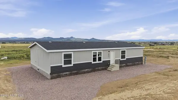2673 W Silverado Trail, Paulden, AZ 86334