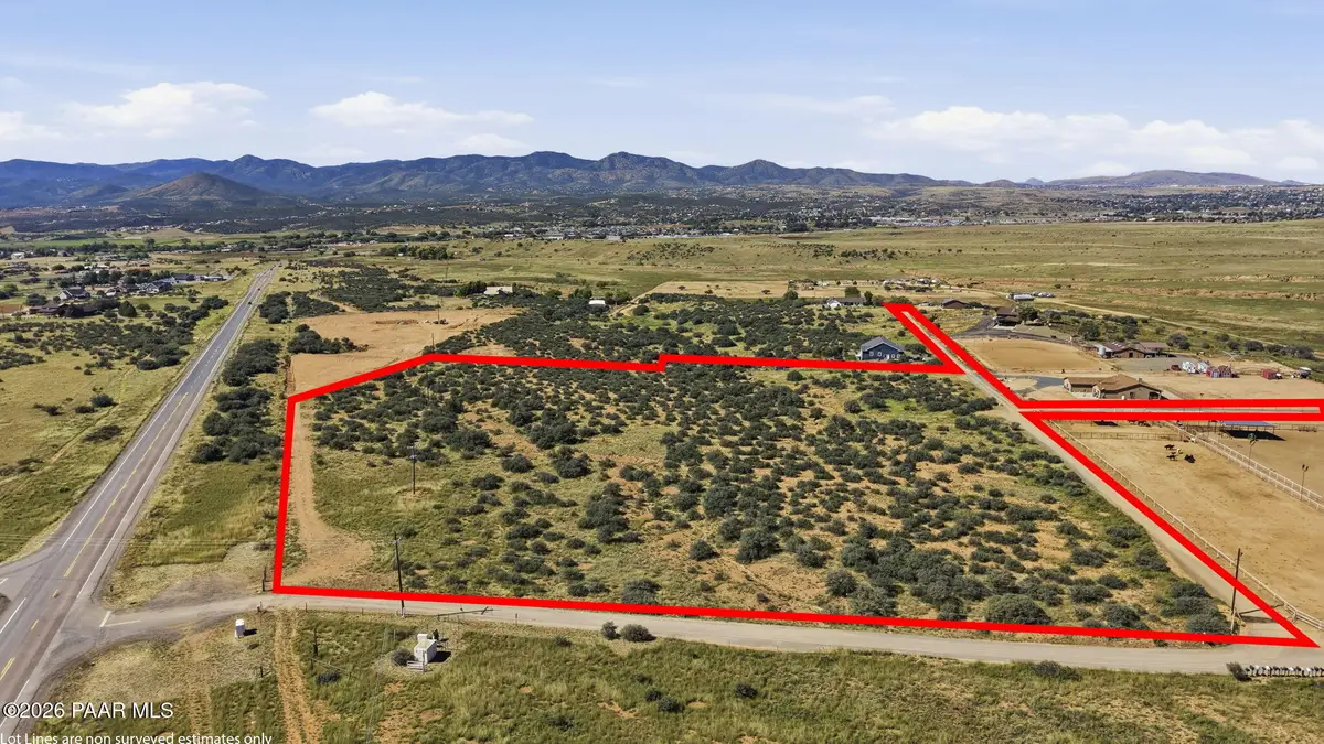 12 E Leona Lane, Dewey Humboldt, AZ 86327 - #1