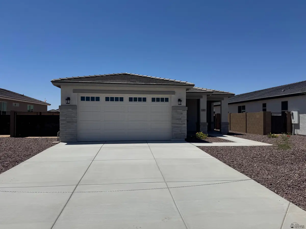 7687 E 35 PL, Yuma, AZ 85365 - Image #1