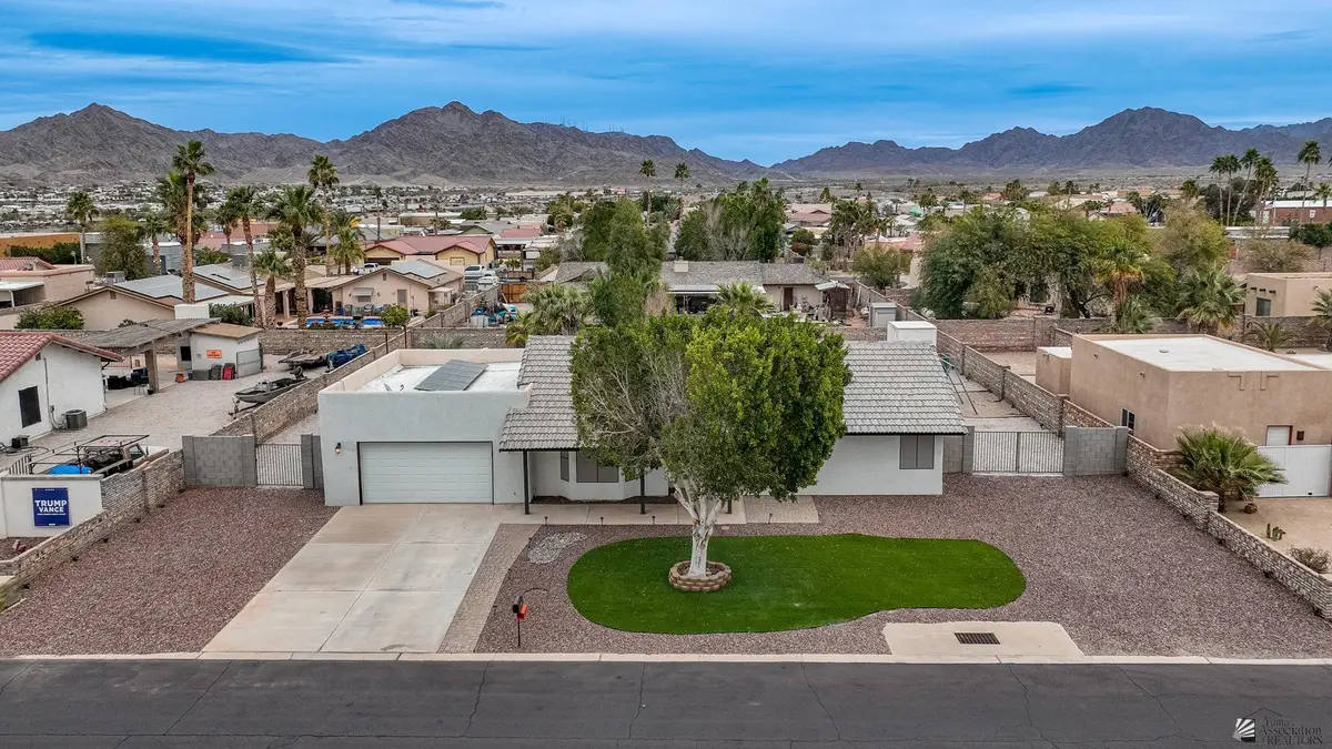 11345 S SANDY LN, Yuma, AZ 85367 - Image #1