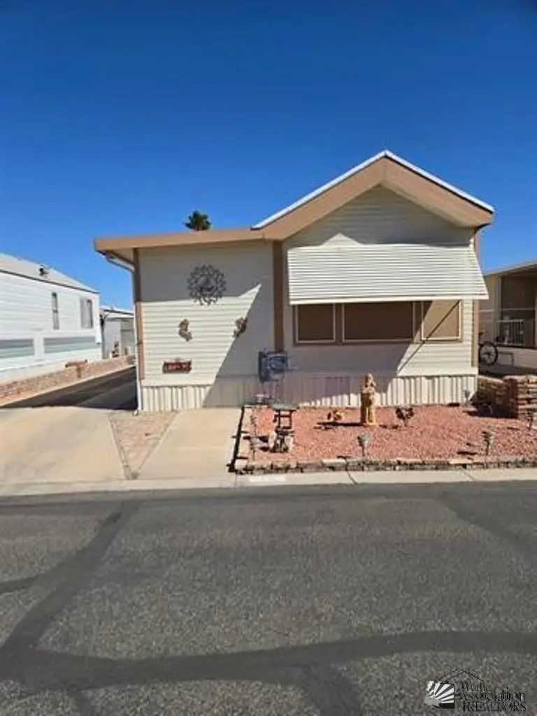 11261 S CLARA ANITA, Yuma, AZ 85367 - Image #1