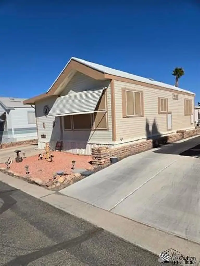 11261 S CLARA ANITA, Yuma, AZ 85367 - Image #2
