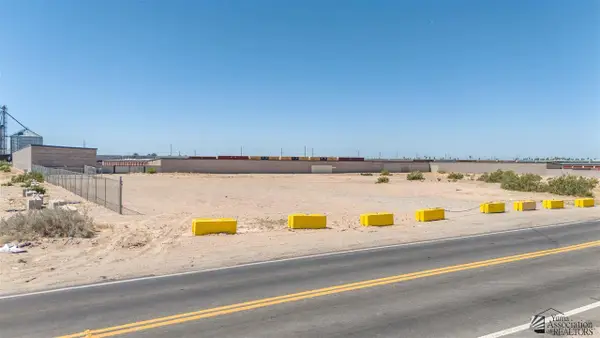 2701 E GILA RIDGE RD, Yuma, AZ 85365