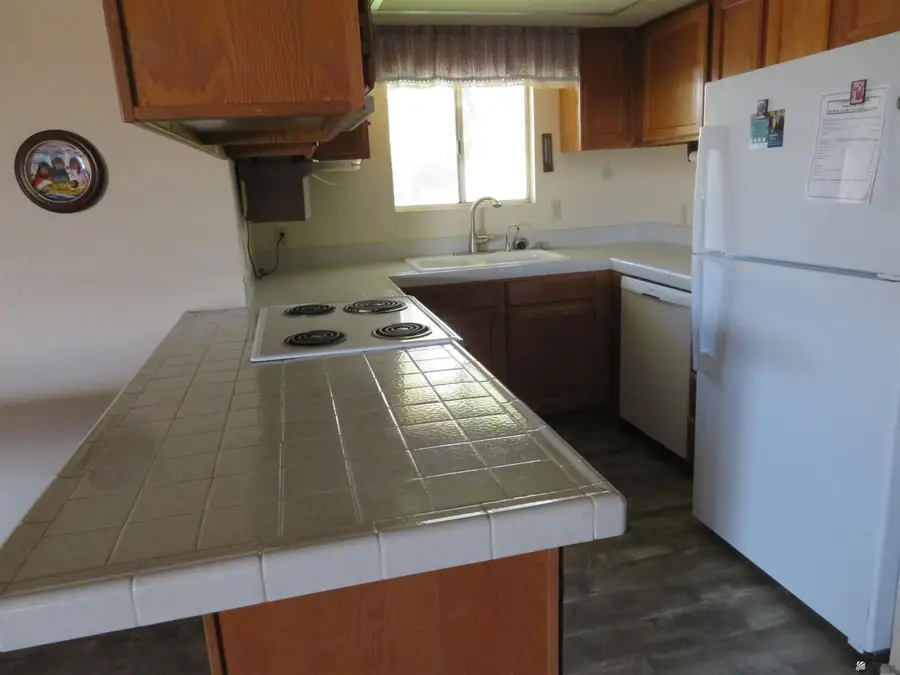 10642 E CAMINO DEL SOL, Yuma, AZ 85367 - Image #2