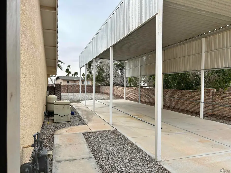 13411 E 37 PL, Yuma, AZ 85367 - Image #2