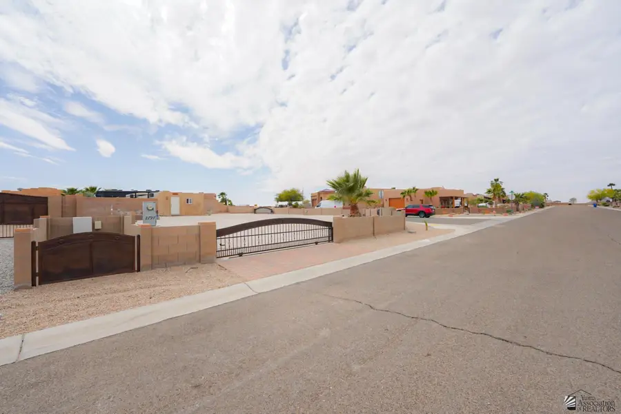 12797 E 49 DR, Yuma, AZ 85367 - Image #3