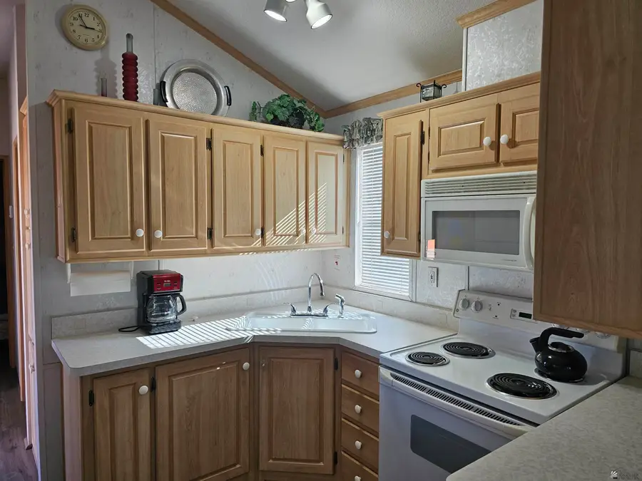 5707 E 32 ST, Yuma, AZ 85365 - Image #2