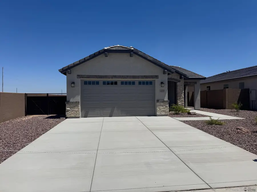 7672 E 35 PL, Yuma, AZ 85365 - Image #2