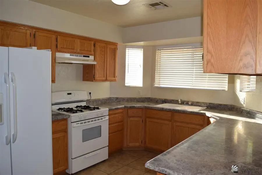 8862 E 24 LN, Yuma, AZ 85365 - Image #3
