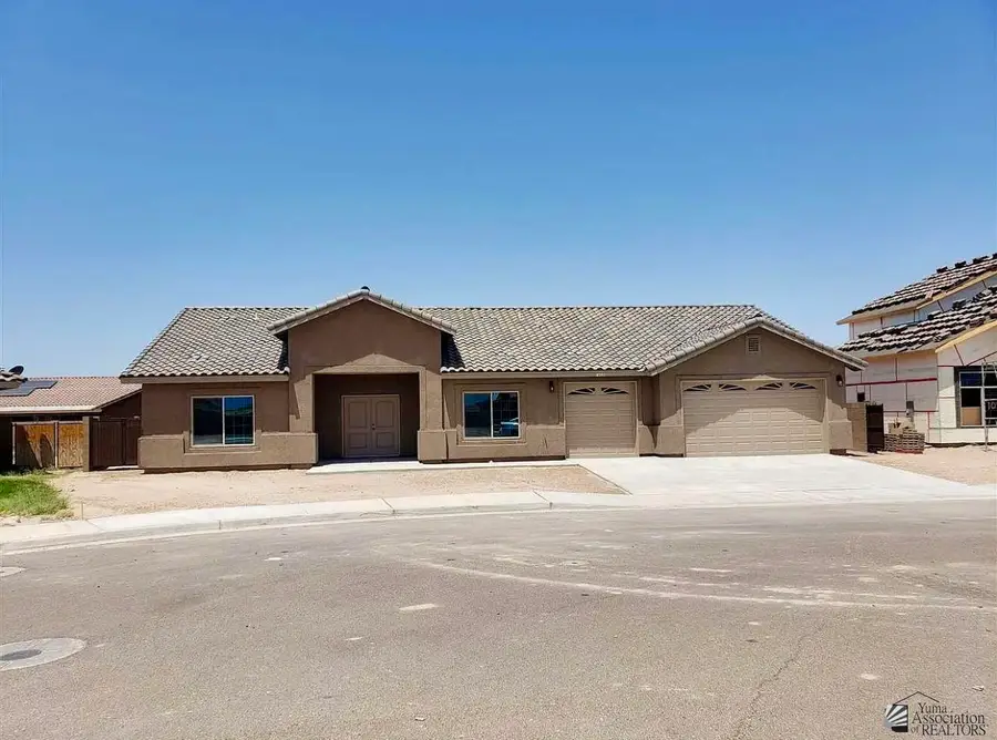 5695 E 45 ST, Yuma, AZ 85365 - Image #2