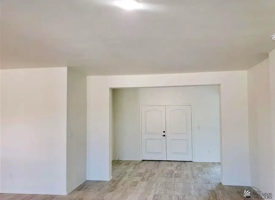 5695 E 45 ST, Yuma, AZ 85365 - Image #3