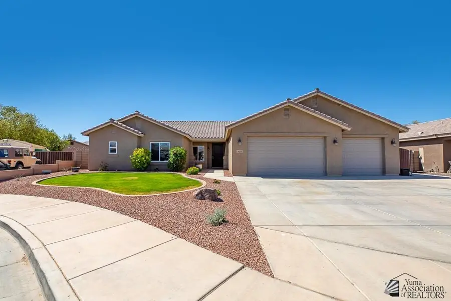 3667 W 37 ST, Yuma, AZ 85365 - Image #3