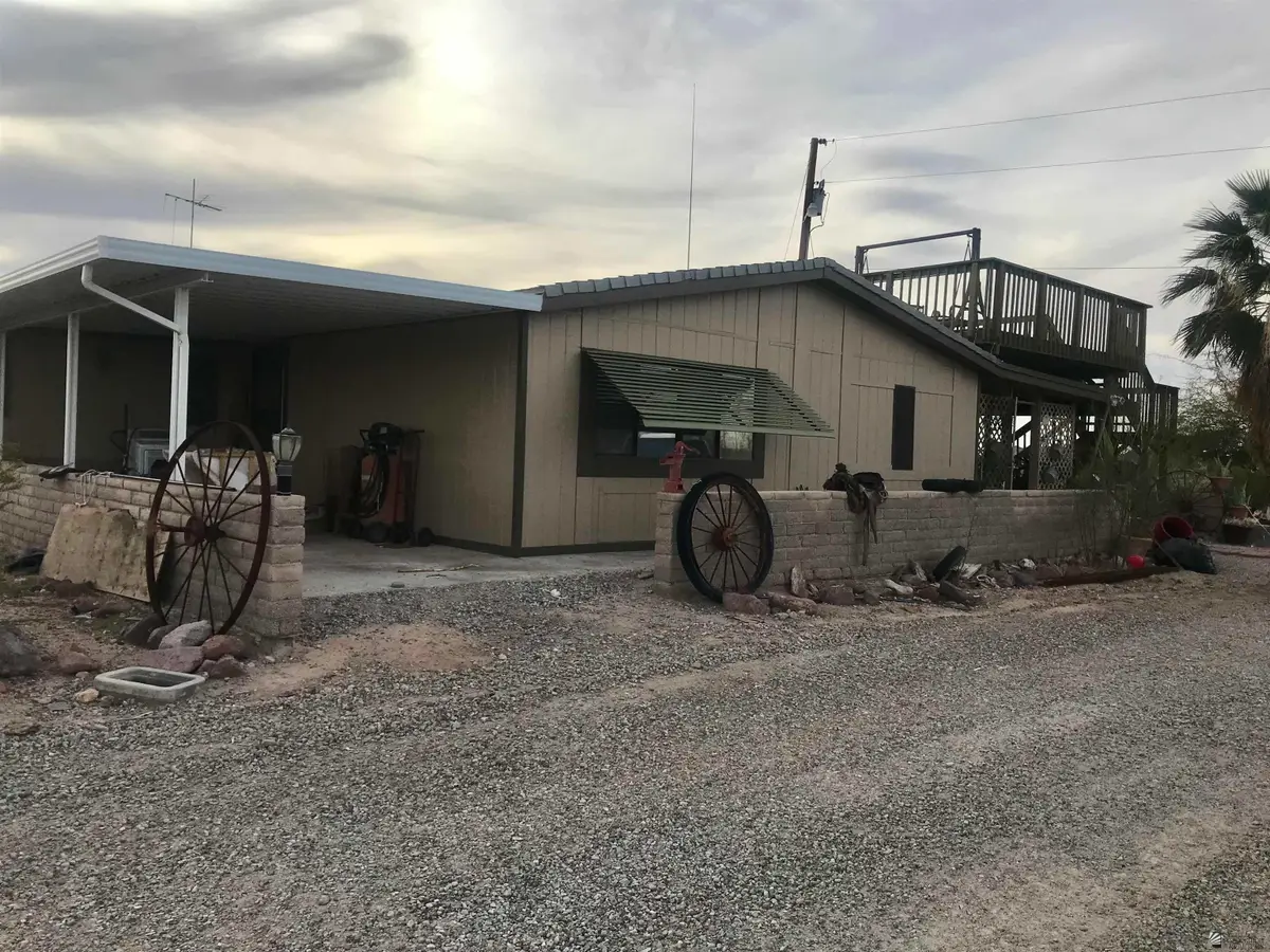 9701 Critter Ln, Yuma, AZ 85365 - Image #1