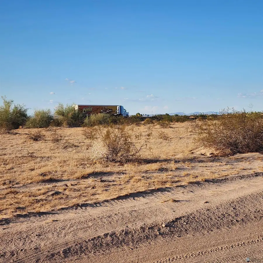 55-004 EMERALD DR, Wellton, AZ 85356 - Image #3