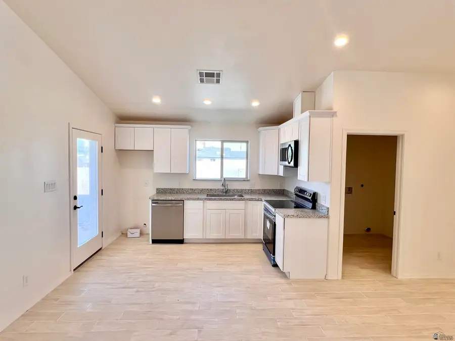 12559 E 35 PL, Yuma, AZ 85367 - Image #2