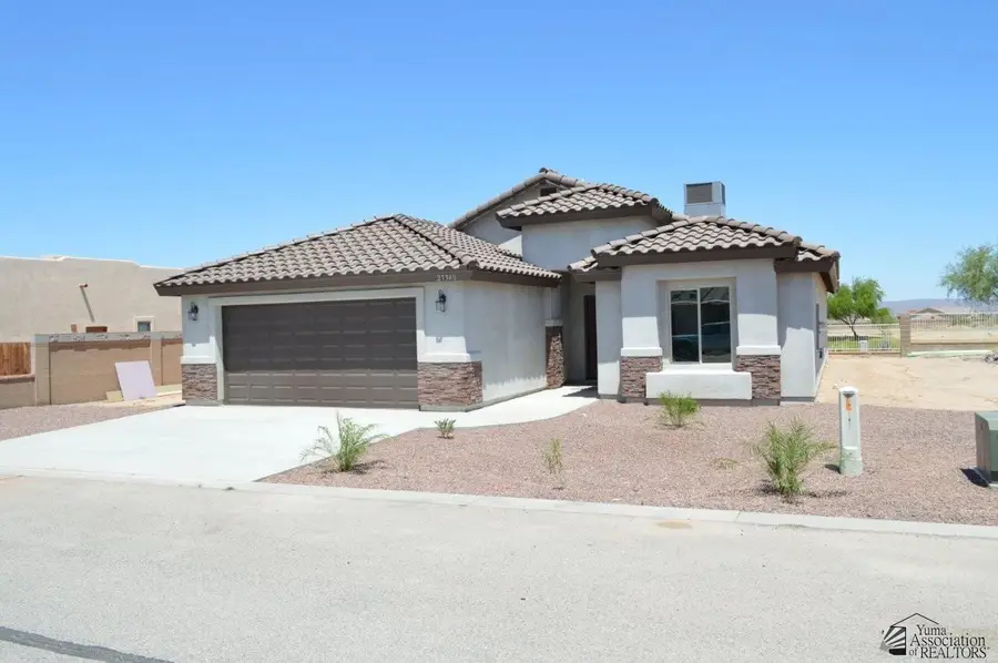 27340 LIGURTA LN, Wellton, AZ 85356 - Image #2