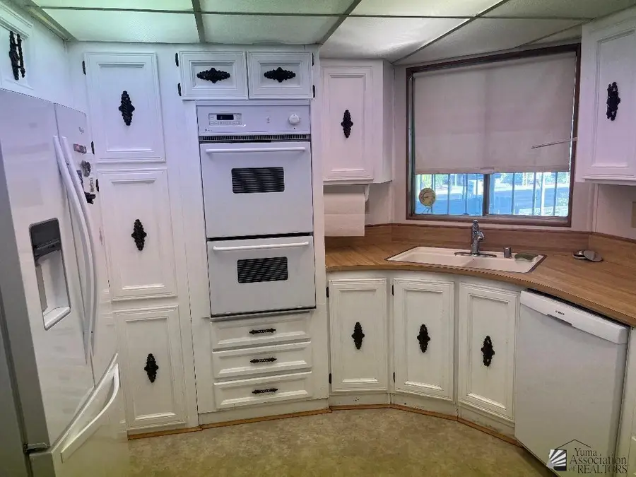 3689 S PITAHAYA DR, Yuma, AZ 85365 - Image #3