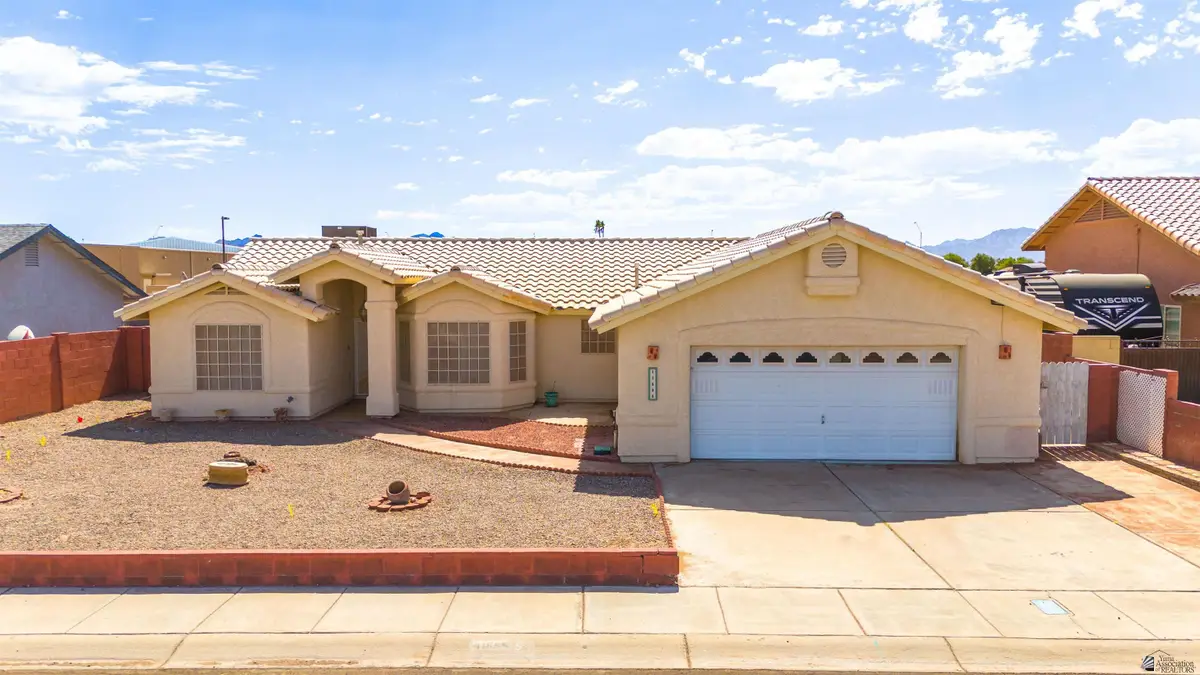 11595 S PRESCOTT AVE, Yuma, AZ 85365 - Image #1